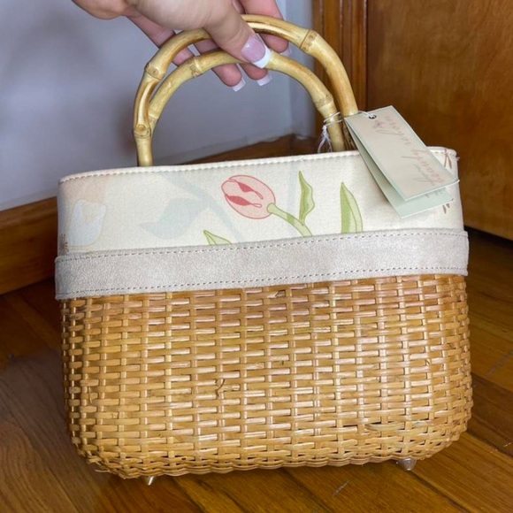 Floral Handwoven Satchel Purse - Picture 2 of 4